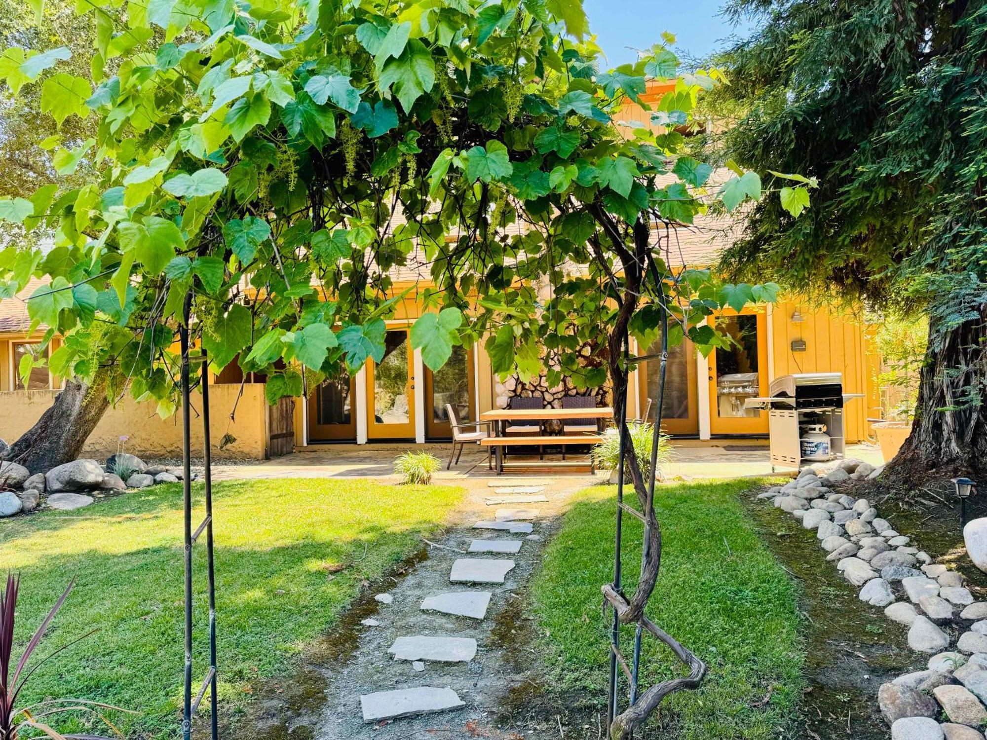Sequoia Cabin By The River Three Rivers Esterno foto